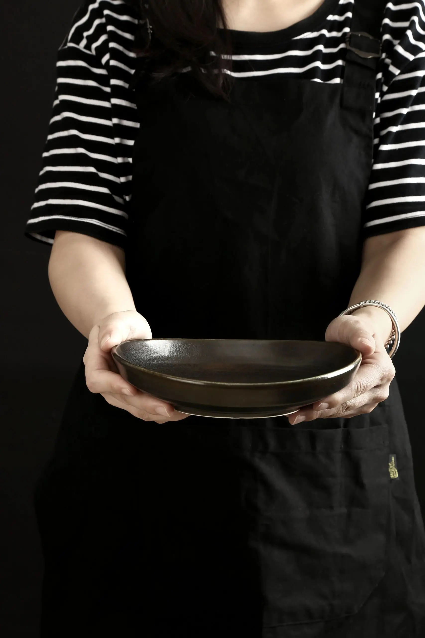 Reactive Black IR Side Plate (Set of 2) - Image 2