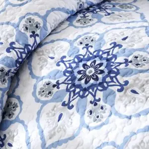 Quilt set (Floral Blue) - Image 4